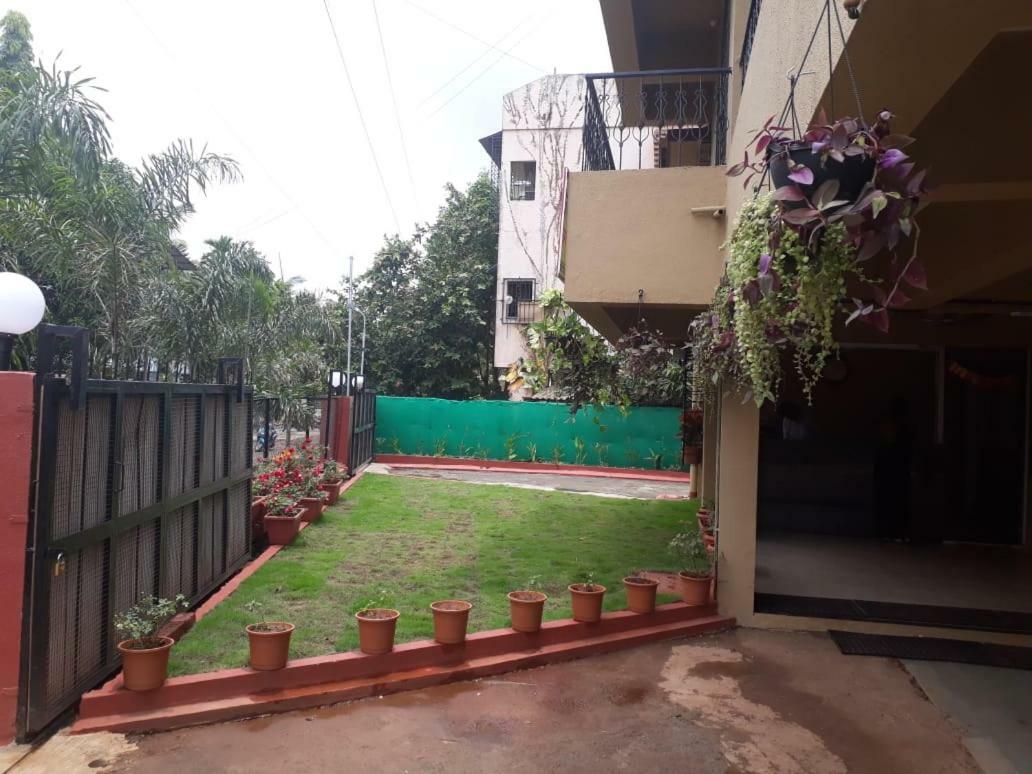 Maharaja Family Guest House Lonavala Exteriör bild